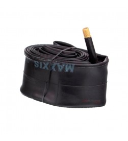 Cámara Maxxis Welter Weight 27.5x1.75/2.40 v.auto 48mm Cámara Maxxis Welter Weight 27.5x1.75/2.40 v.auto 48mm